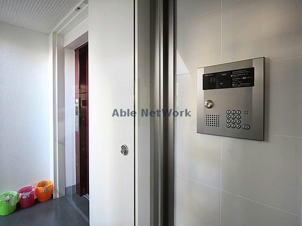 エントランス　エントランス部分