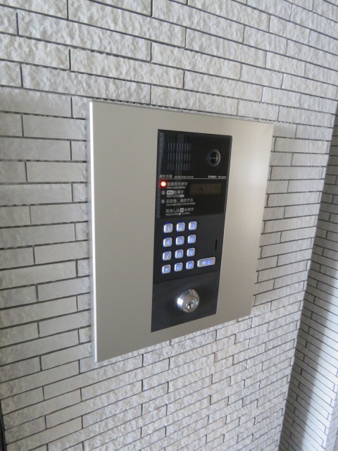 エントランス　☆オートロック付き☆