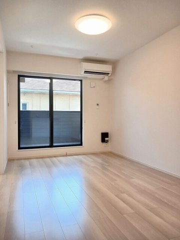 居室・リビング　ゆったりとした居間です