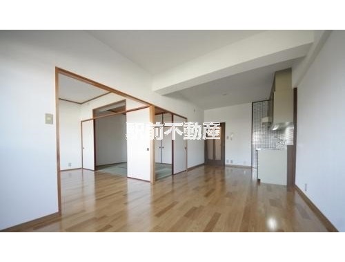 居室・リビング　別部屋写真