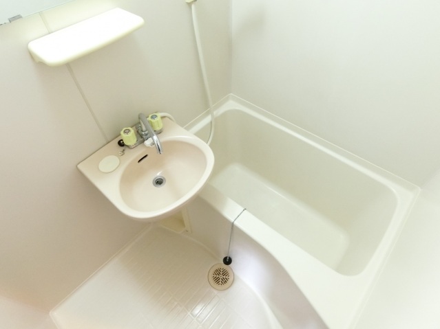 バス・シャワールーム　バスルーム