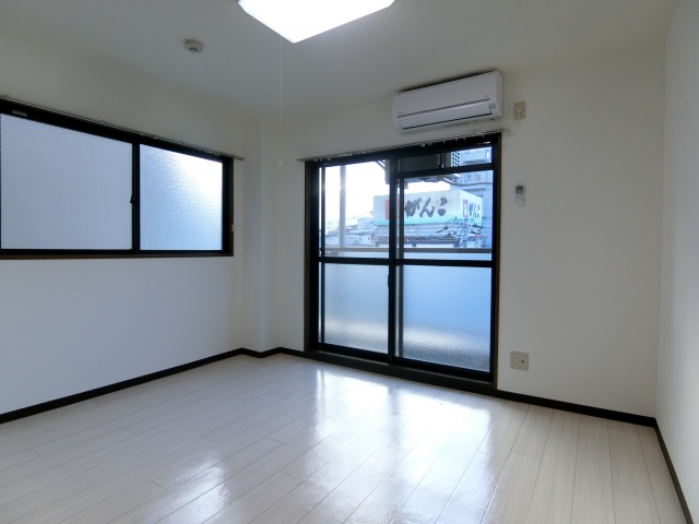 居室・リビング　洋室