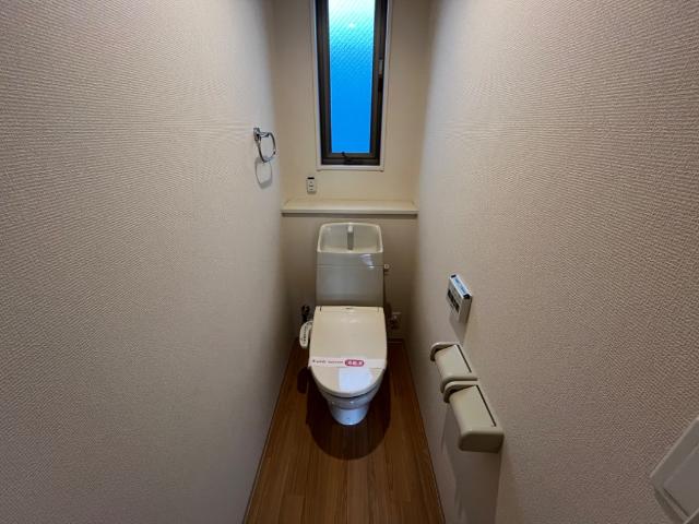 トイレ　シャワー付トイレ