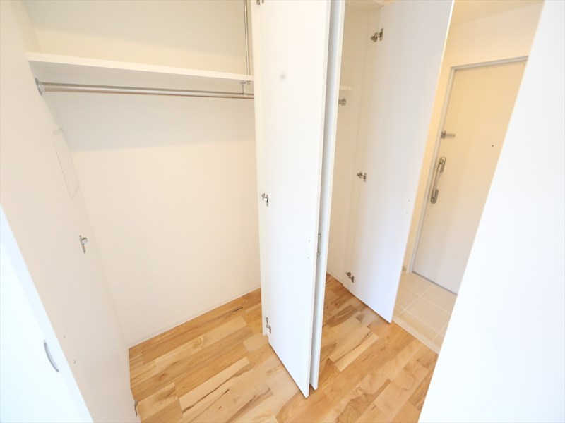 収納　クローゼット（収納充実してます）