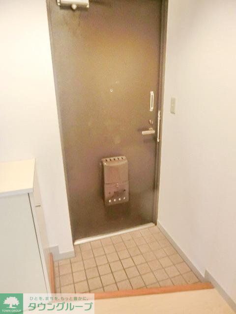 玄関　お部屋探しは株式会社　タウンハウジング　までお気軽にお問合…