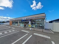 コンビニ　セブンイレブン新田店さん（コンビニ）まで200m