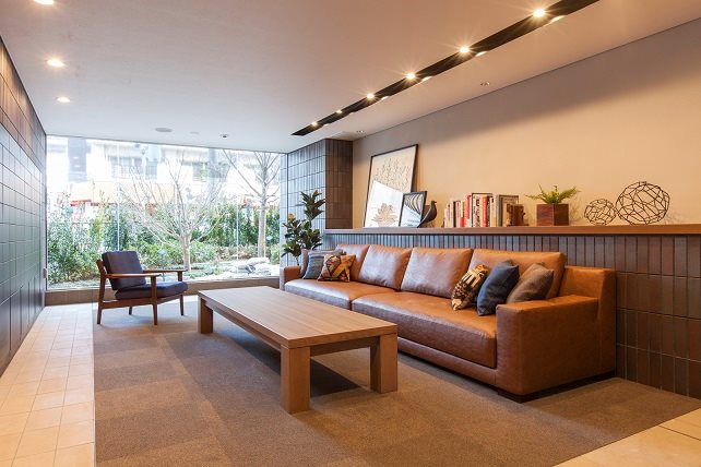 ロビー　★見学予約受付中★