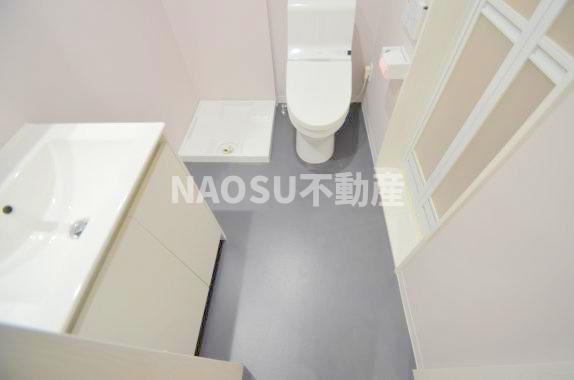 洗面設備　脱衣スペースもあります