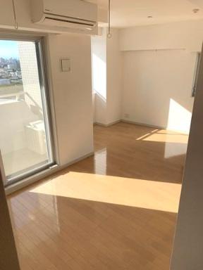 バルコニー　広々としたバルコニーです