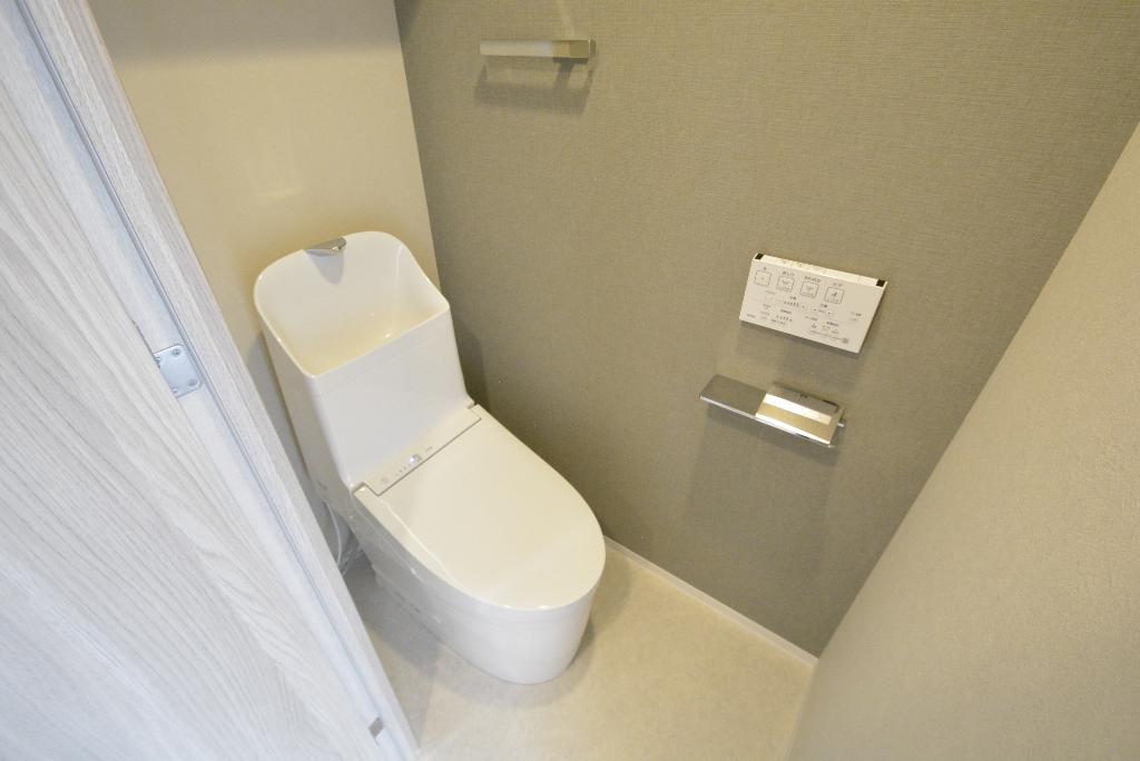 トイレ　シャワー付トイレ