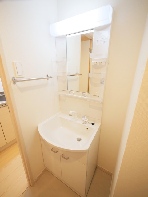 洗面設備　★うれしい独立洗面台もございます★