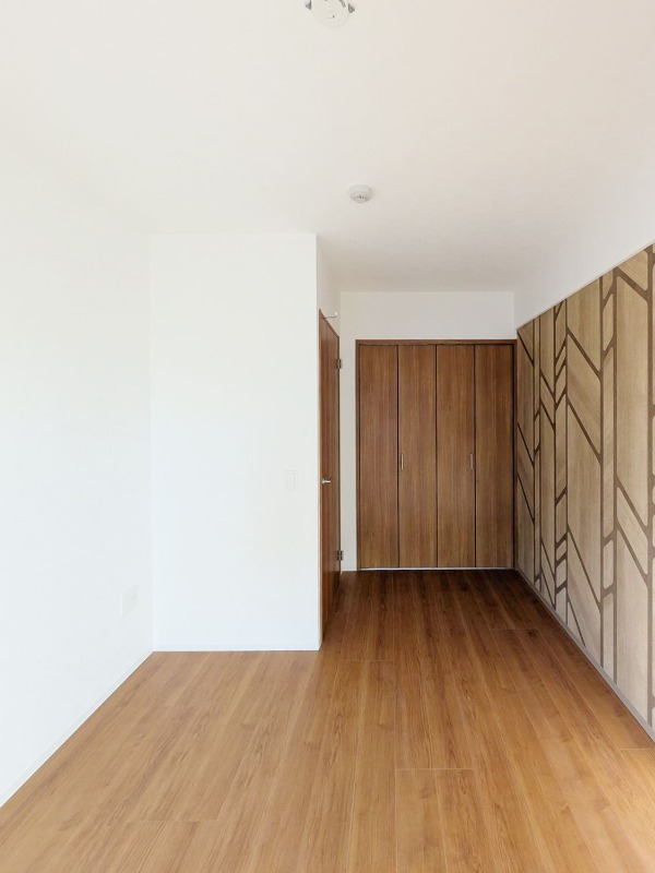 その他　洋室（右側）２