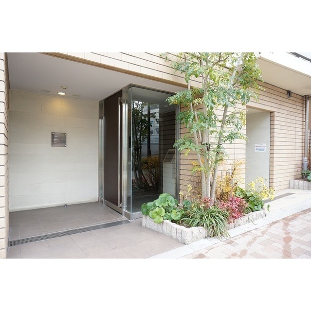 エントランス　エントランス