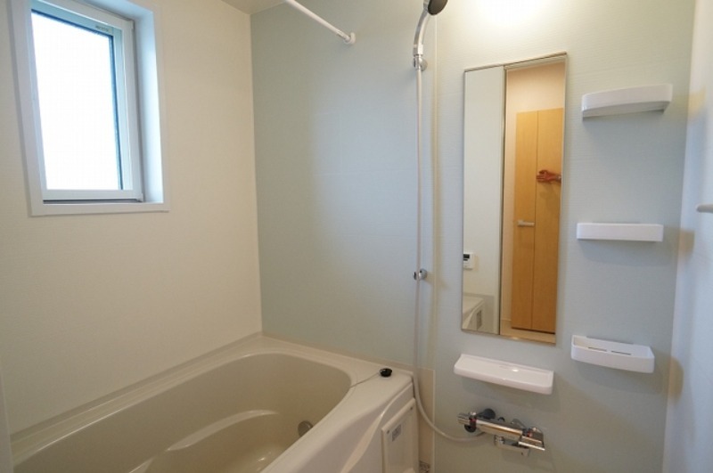 バス・シャワールーム　図面と現状に相違がある場合には現状を優先