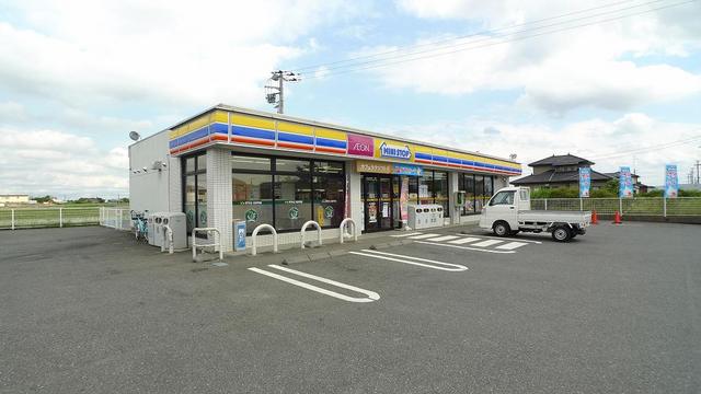 コンビニ　ミニストップ木更津中里店（コンビニ）まで400m