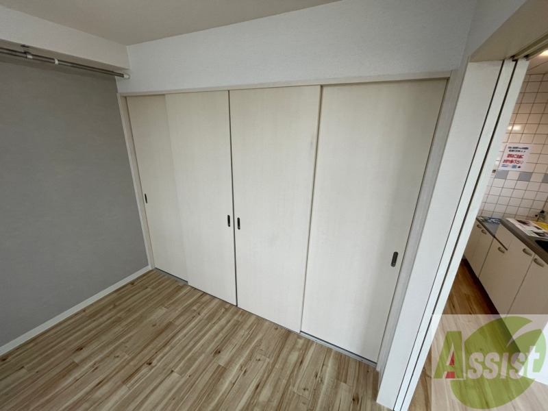 収納　寝室の収納です。部屋がすっきり片付きます。