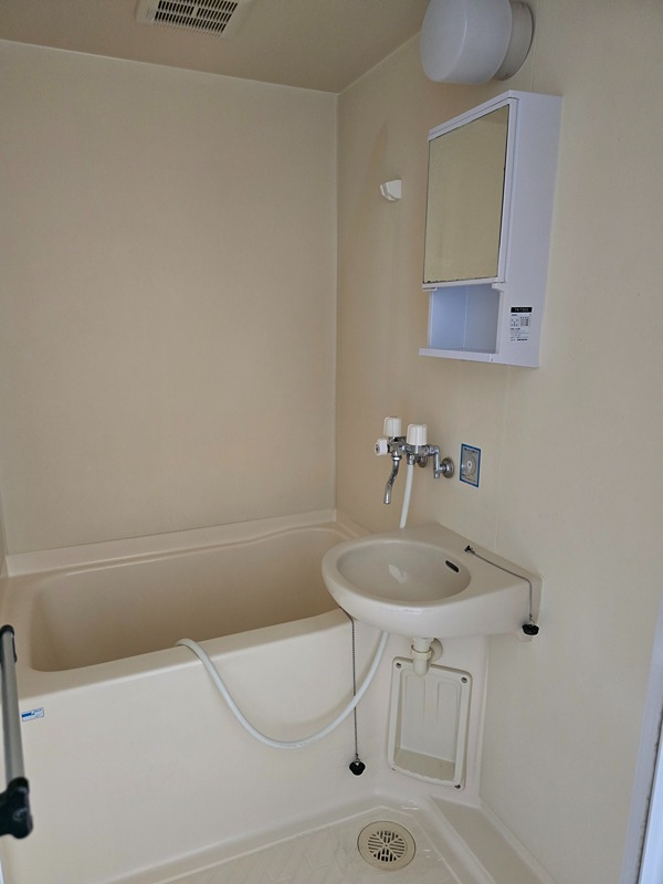 バス・シャワールーム　浴室の様子