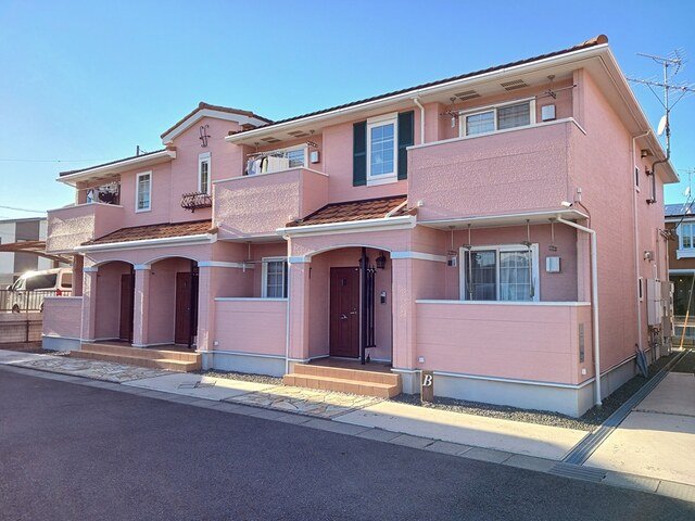 建物外観　外観は落ち着いています