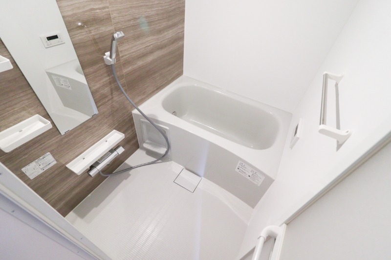 バス・シャワールーム　図面と現状に相違がある場合には現状を優先