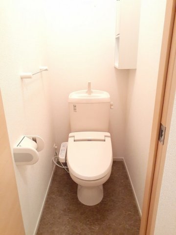 トイレ　コンパクトで使いやすいトイレです