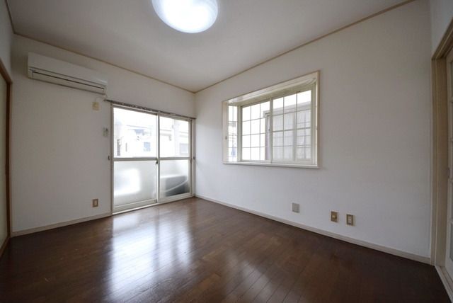 居室・リビング　★明るい洋室★