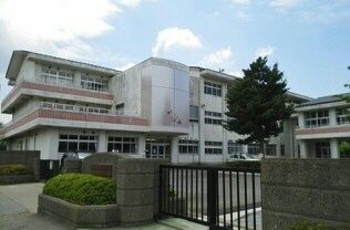 小学校　本城小学校（小学校）まで1200m