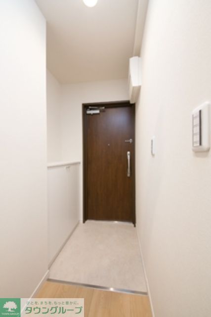 玄関　※写真は同タイプ住戸です。