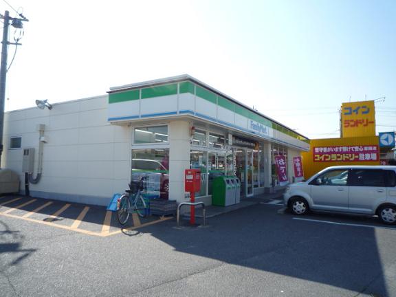 コンビニ　ファミリーマート富岡店（コンビニ）まで496m