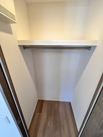 収納　洋室　WIC　※現況優先