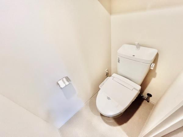 トイレ　シンプルで使いやすいトイレです