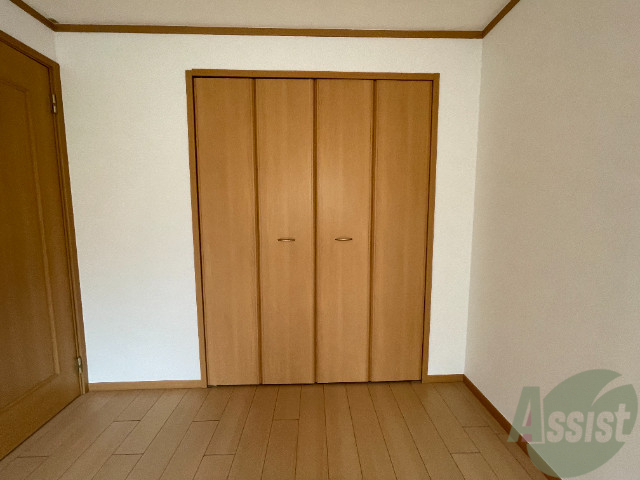 収納　こちらは収納です、大きくて荷物には困りませんね！