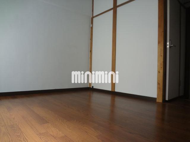 居室・リビング　広々とした洋室です