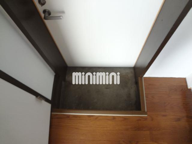 玄関　スタンダードな玄関です