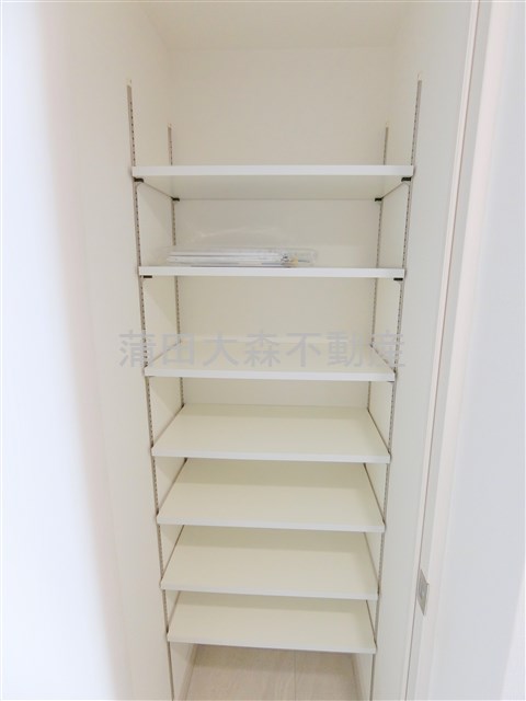 収納　シューズボックス