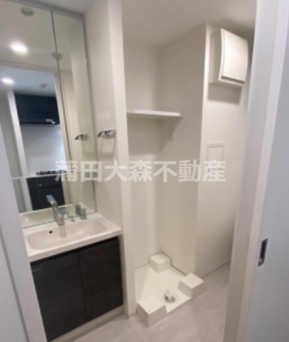 洗面設備　独立洗面台　室内洗濯機置き場