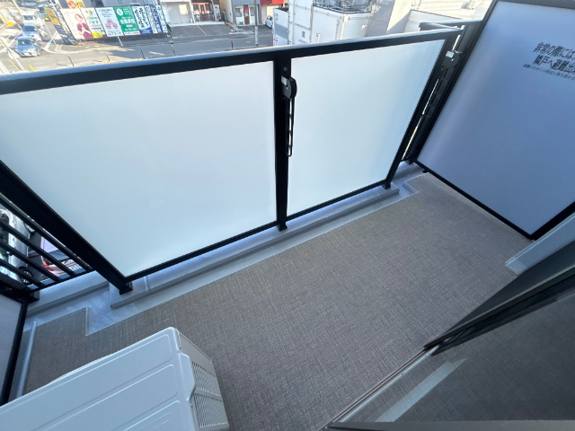 バルコニー　新築の為同間取りの他の階の写真です。