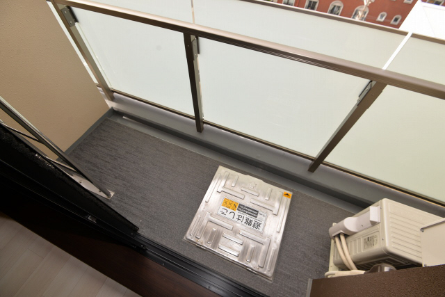 バルコニー　開放的で明るい空間を演出してくれるバルコニーです