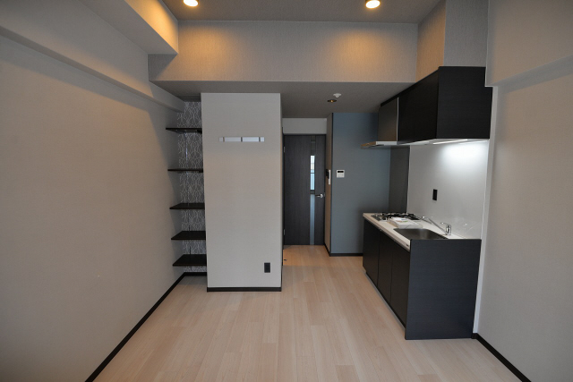 居室・リビング　同マンションの他のお部屋の写真です