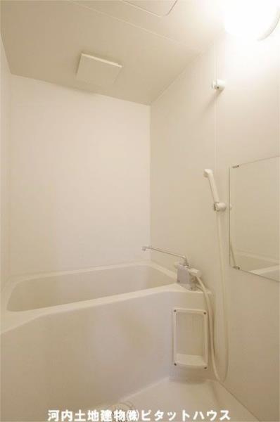 バス・シャワールーム　バス／シャワー