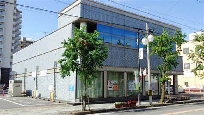 銀行　碧海信用金庫（銀行）まで472m