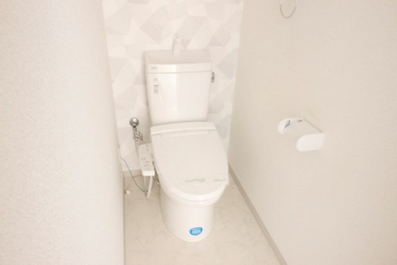 トイレ　※別部屋の写真です