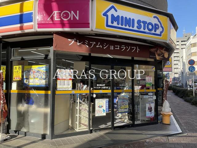 コンビニ　ミニストップ ベイスターズ通り店（コンビニ）まで83m