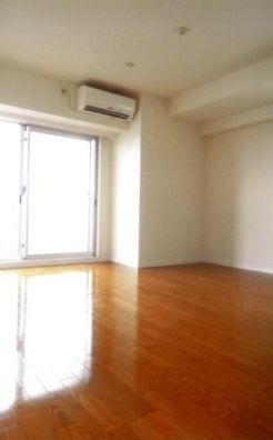 居室・リビング　☆明るい居室☆