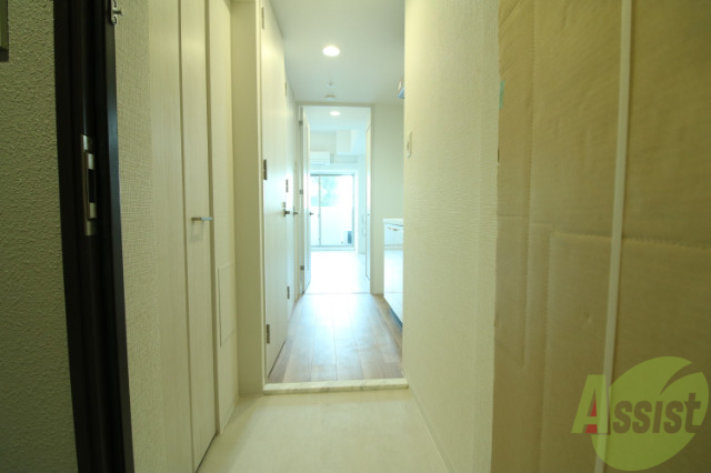 玄関　写真は同シリーズの別物件の写真になります