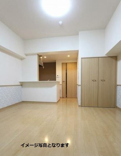 居室・リビング　エントランス