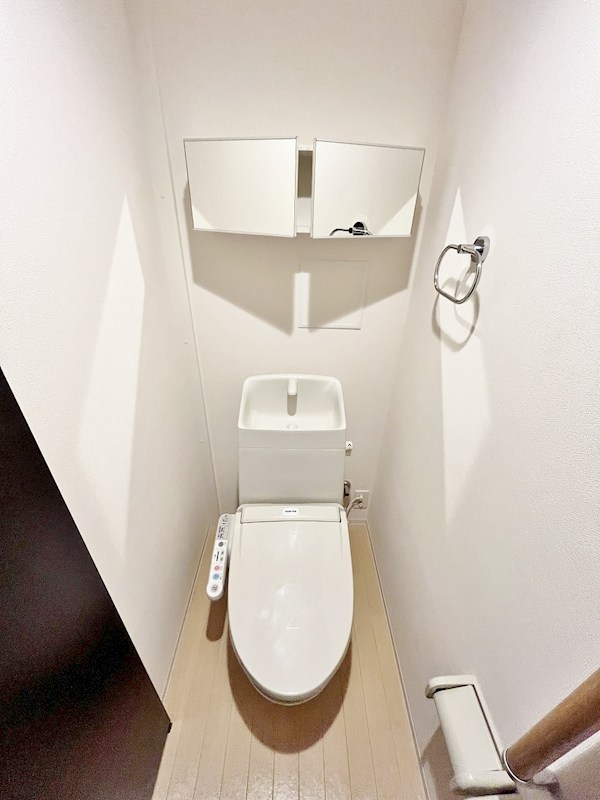 トイレ　★温水洗浄便座トイレ★