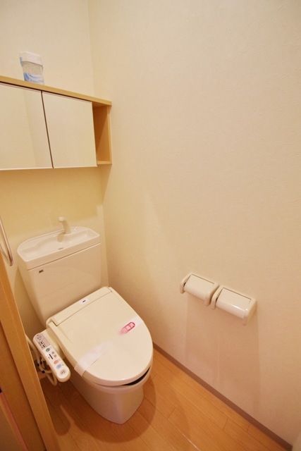 トイレ　★お部屋探しはタウンハウジング稲田堤店まで★