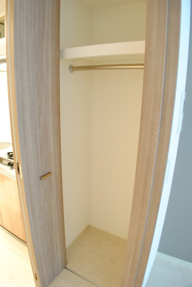 収納　レジデンス南森町　クローゼット