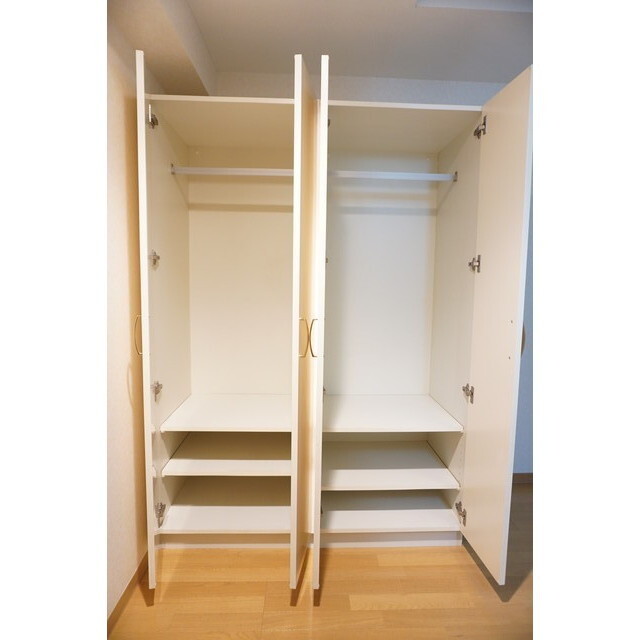 収納　クローゼット（２０１１）