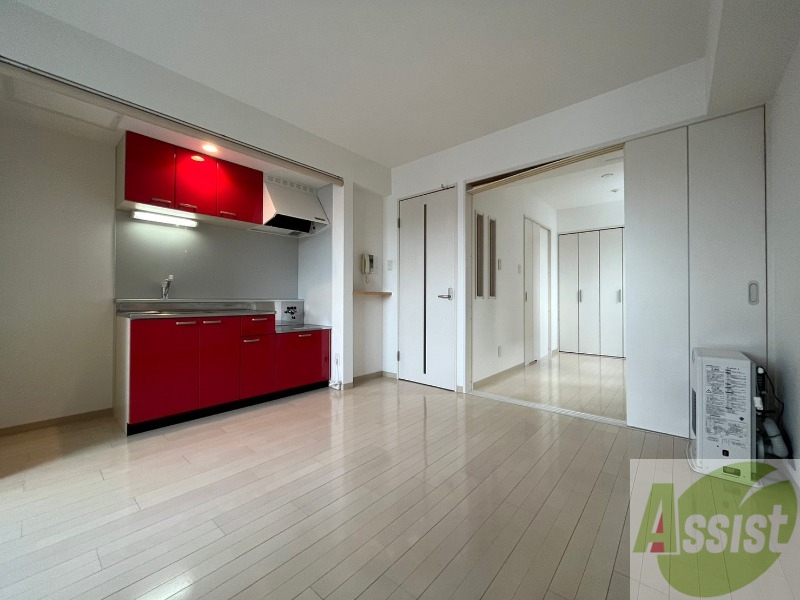 居室・リビング　広くてキレイなお部屋が広がっていて、充実した生活が送れそう。